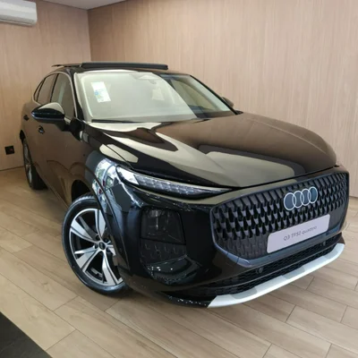 Audi Q3 2.0 TFSI GASOLINA SPORTBACK LAUNCH EDITION QUATTRO S TRONIC 2026 Gasolina - Foto 1